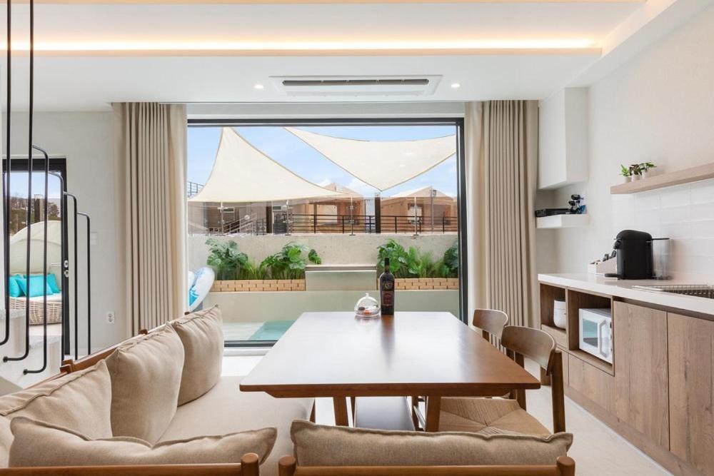 Gangneung Pool Villa Sol Екстер'єр фото