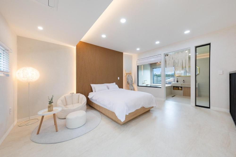 Gangneung Pool Villa Sol Екстер'єр фото